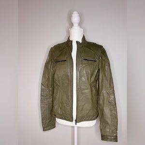 Black Rivet Leather Moto Jacket sz medium free shipping